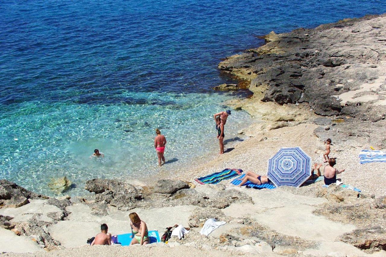 Apartments With A Parking Space Ivan Dolac, Hvar - 8797 Екстериор снимка