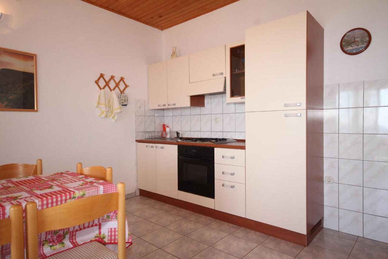 Apartments With A Parking Space Ivan Dolac, Hvar - 8797 Екстериор снимка