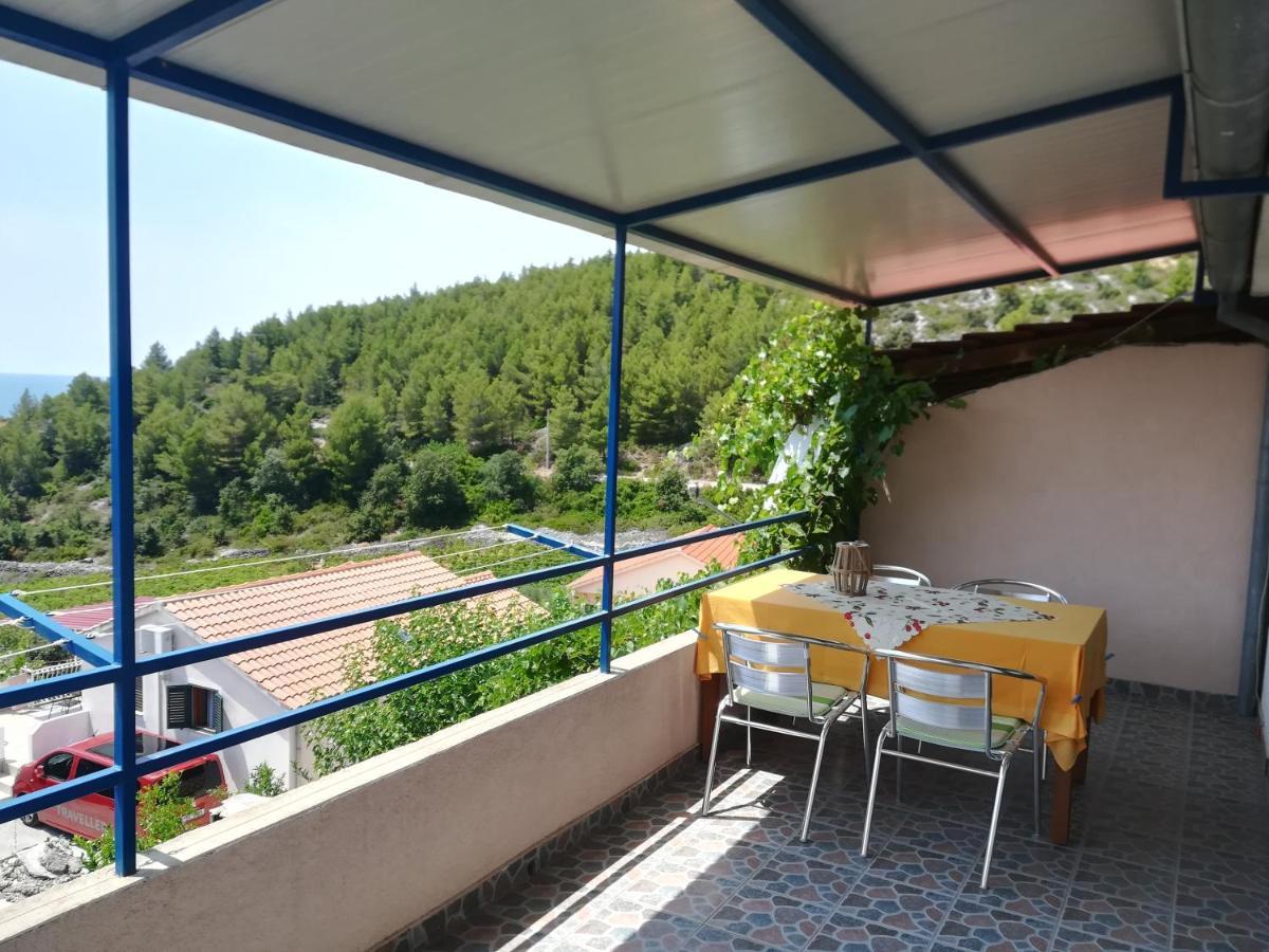 Apartments With A Parking Space Ivan Dolac, Hvar - 8797 Екстериор снимка
